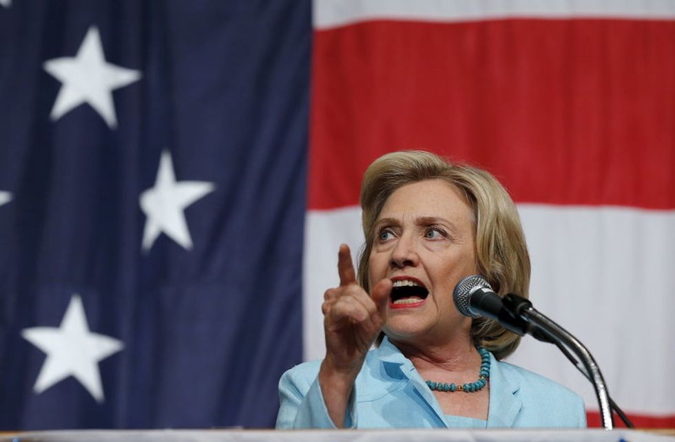 Clinton Hits Back At Jeb Bush On Iraq And Islamic State