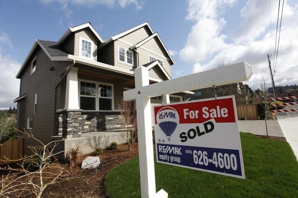 As Mortgage Closing Costs Drop, You’d Better Shop Around