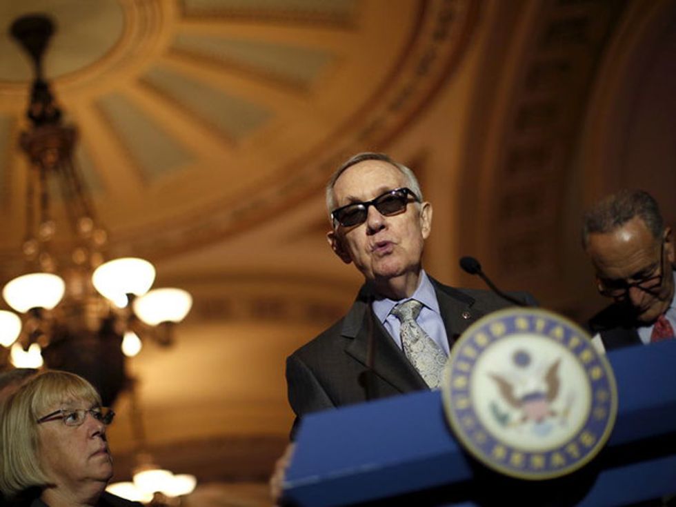 U.S. Democratic Senate Leader Reid Backs Iran Nuclear Deal