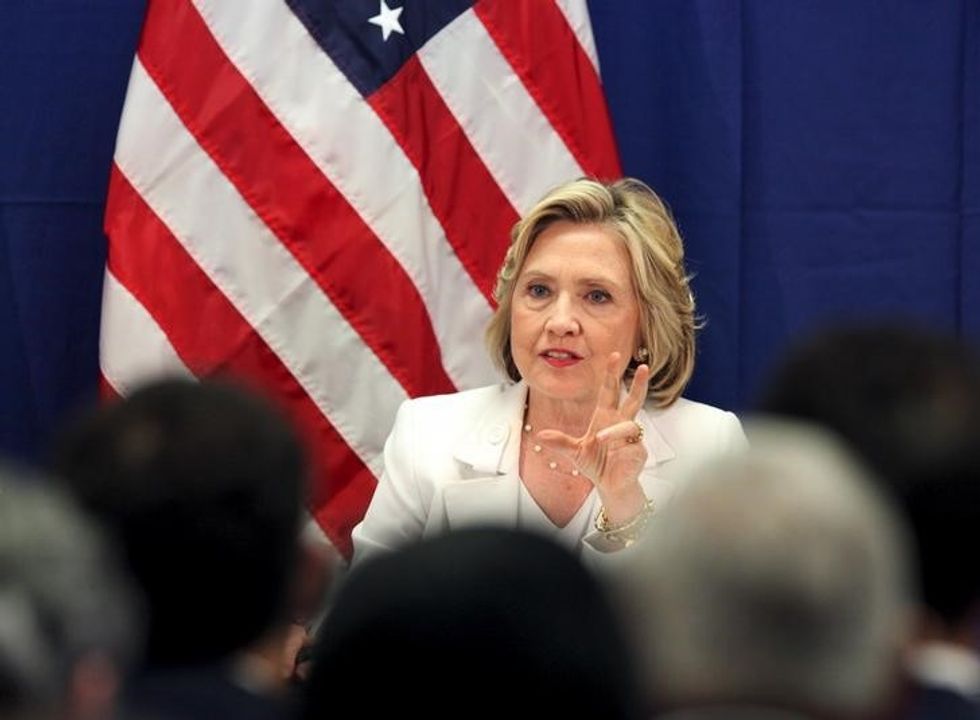 Iran Debate: Clinton Steps Up To Oppose The Demagogues
