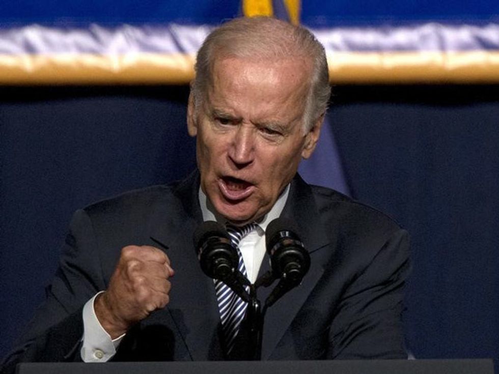 Biden Travels To Key States, Mulling U.S. Presidential Run