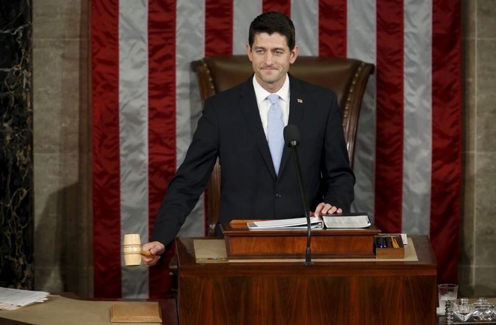 U.S. House Speaker In A Fog Over Cigarette Stench In New Office