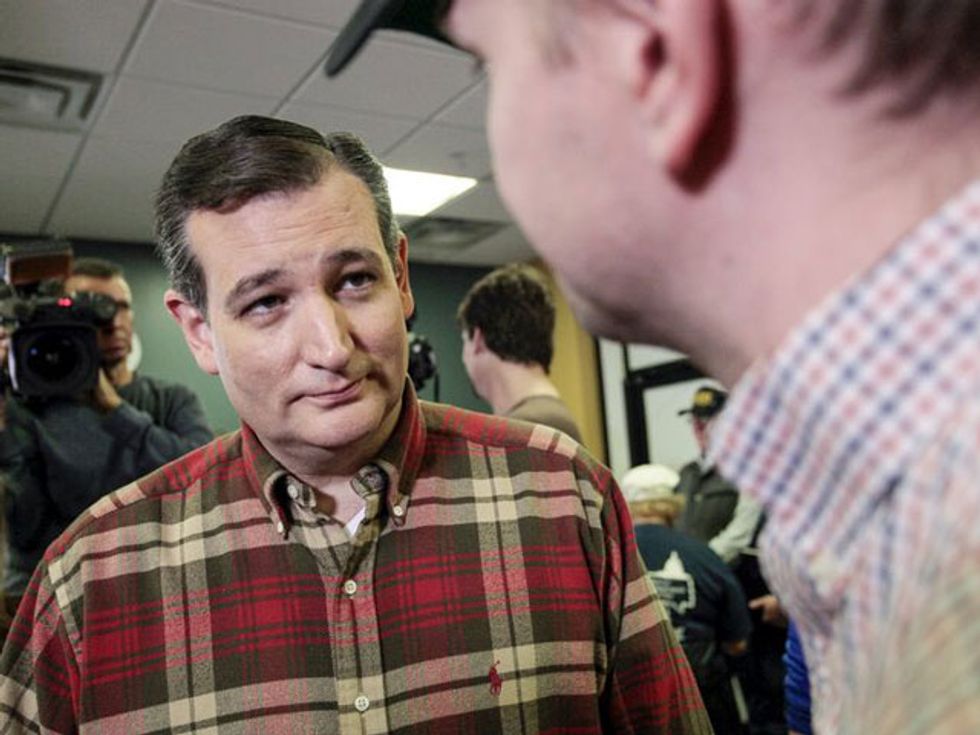 Republican Ted Cruz Vaults Into First Place In New Iowa Poll