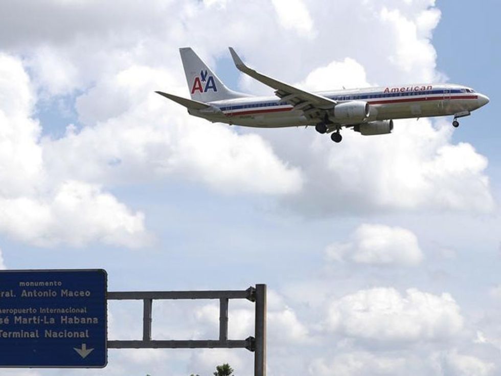 United States, Cuba To Resume Scheduled Commercial Airline Service