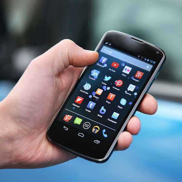 An Epidemic Of Teenage Depression? Blame Smartphones