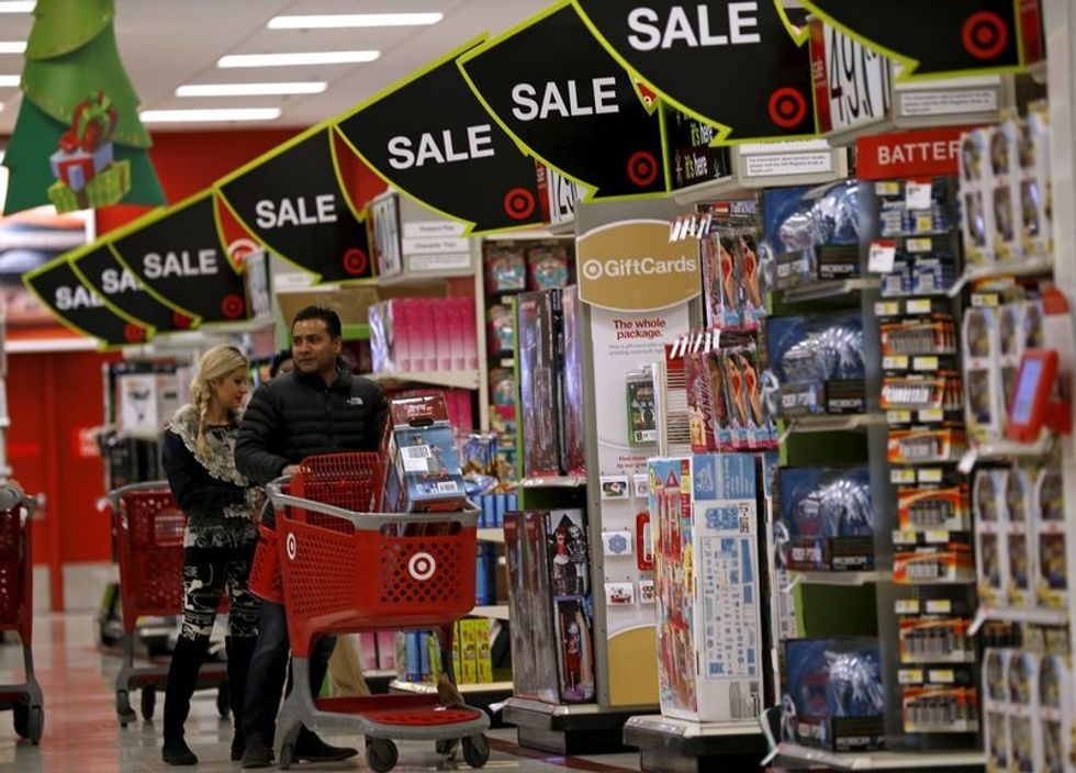 U.S. Retailers At Risk Of Missing Modest Holiday Sales Goals