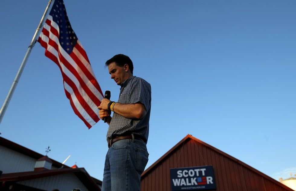 Wisconsin Governor Signs Bill On Campaign Finance Laws