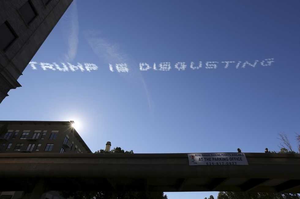 Skywriters Over Rose Parade Plead: ‘Anybody But Trump’