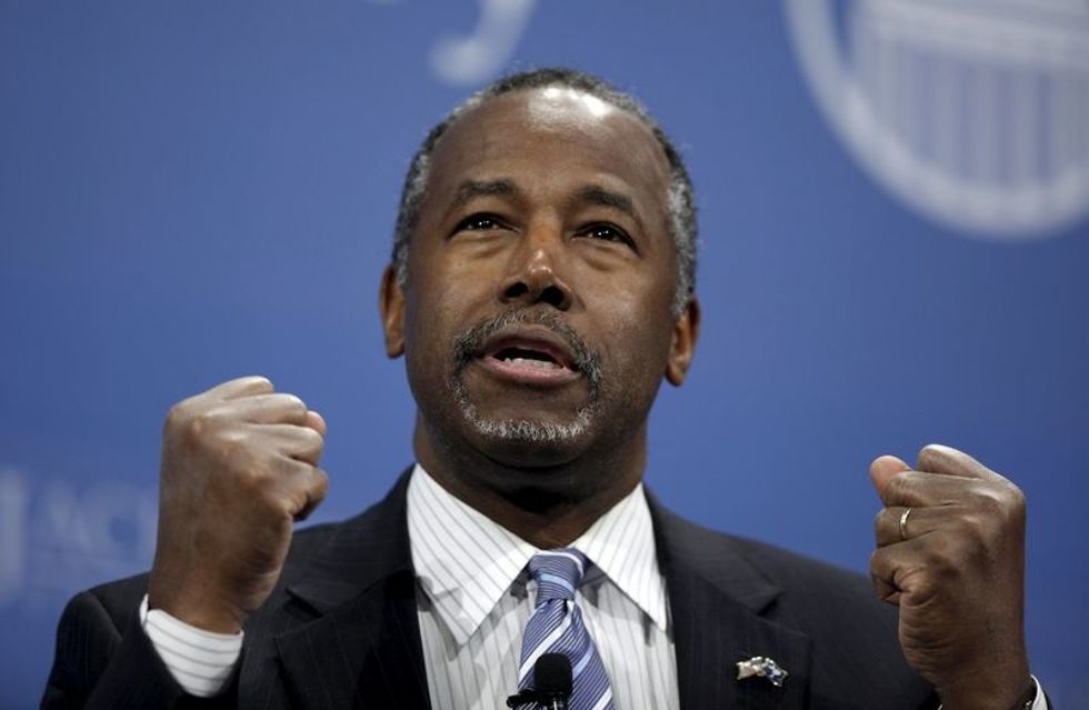 Republican Presidential Nominee Carson’s Finance Chair Quits