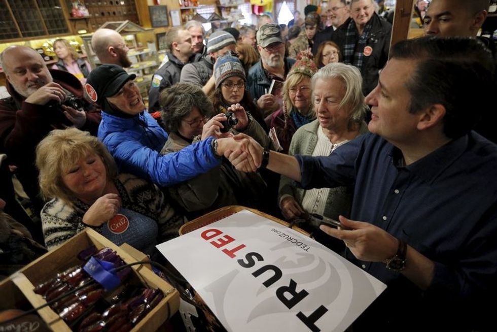 Cruz Works To Cut Rubio’s Lifeline In New Hampshire