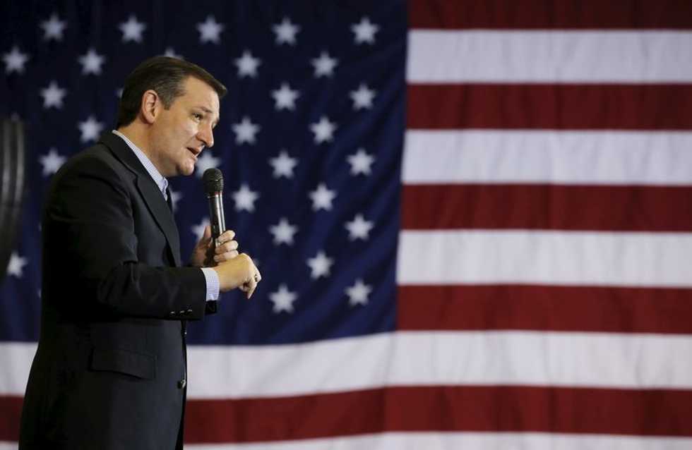 Cruz Fires Spokesman After False Rubio Story Posted
