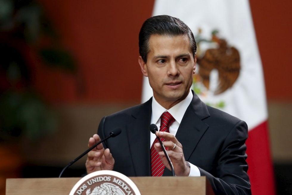 Mexican President Says Won’t Pay For Trump Wall, Makes Hitler Warning