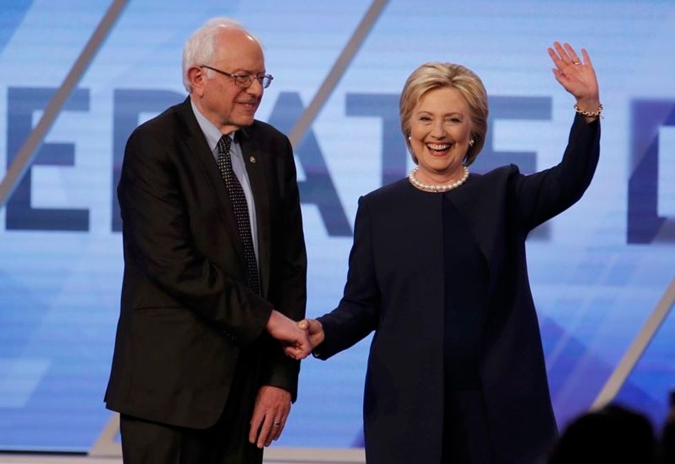 Clinton, Sanders Spar Over Immigration In U.S. Presidential Debate