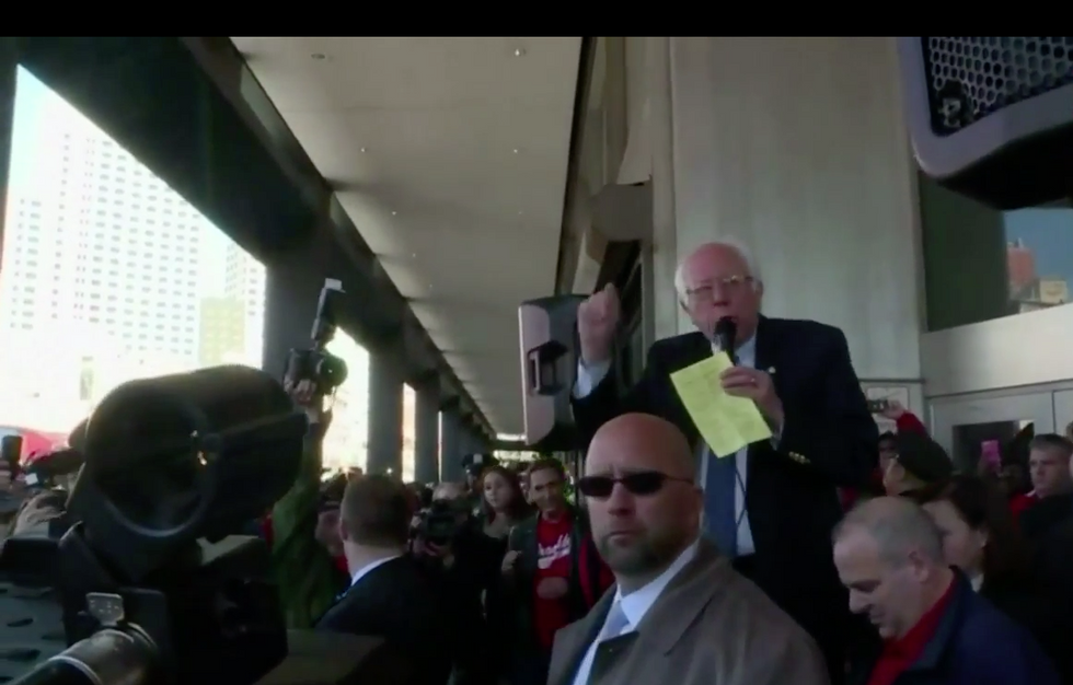 Bernie Sanders Speaks To Verizon Workers On Strike