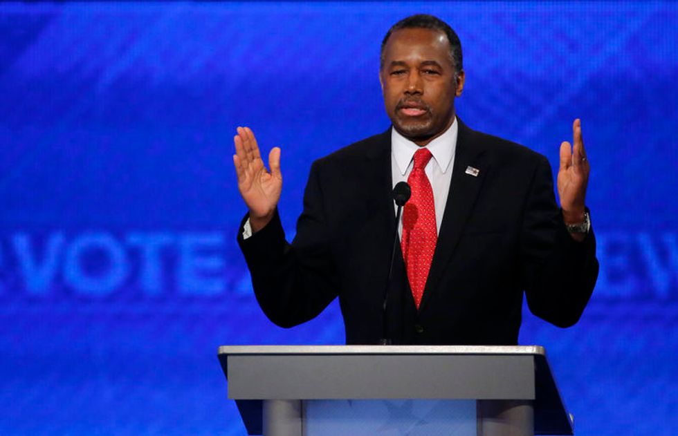 Ben Carson Forgets He Is Supporting Trump, Again