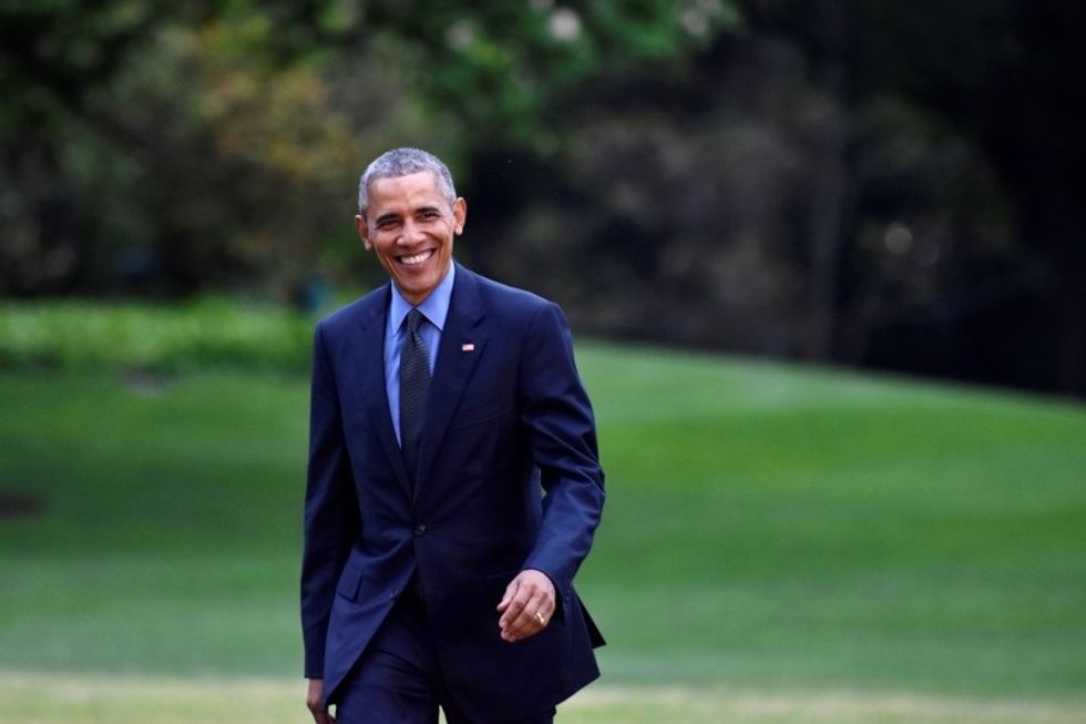 White House to Public Schools: Let Students Use Whatever Bathroom They Want
