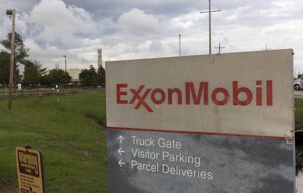 Is ExxonMobil Responsible For Lying About Climate Change? Republican Senators Say Fraud Is ‘Free Speech’