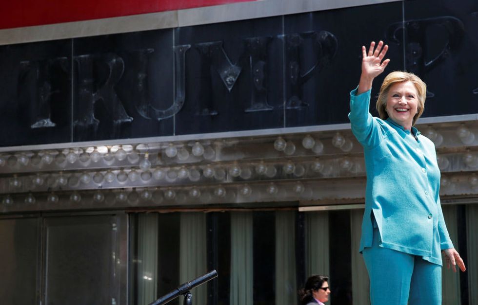 Clinton Says She Relied On State Staff For Classification Decisions