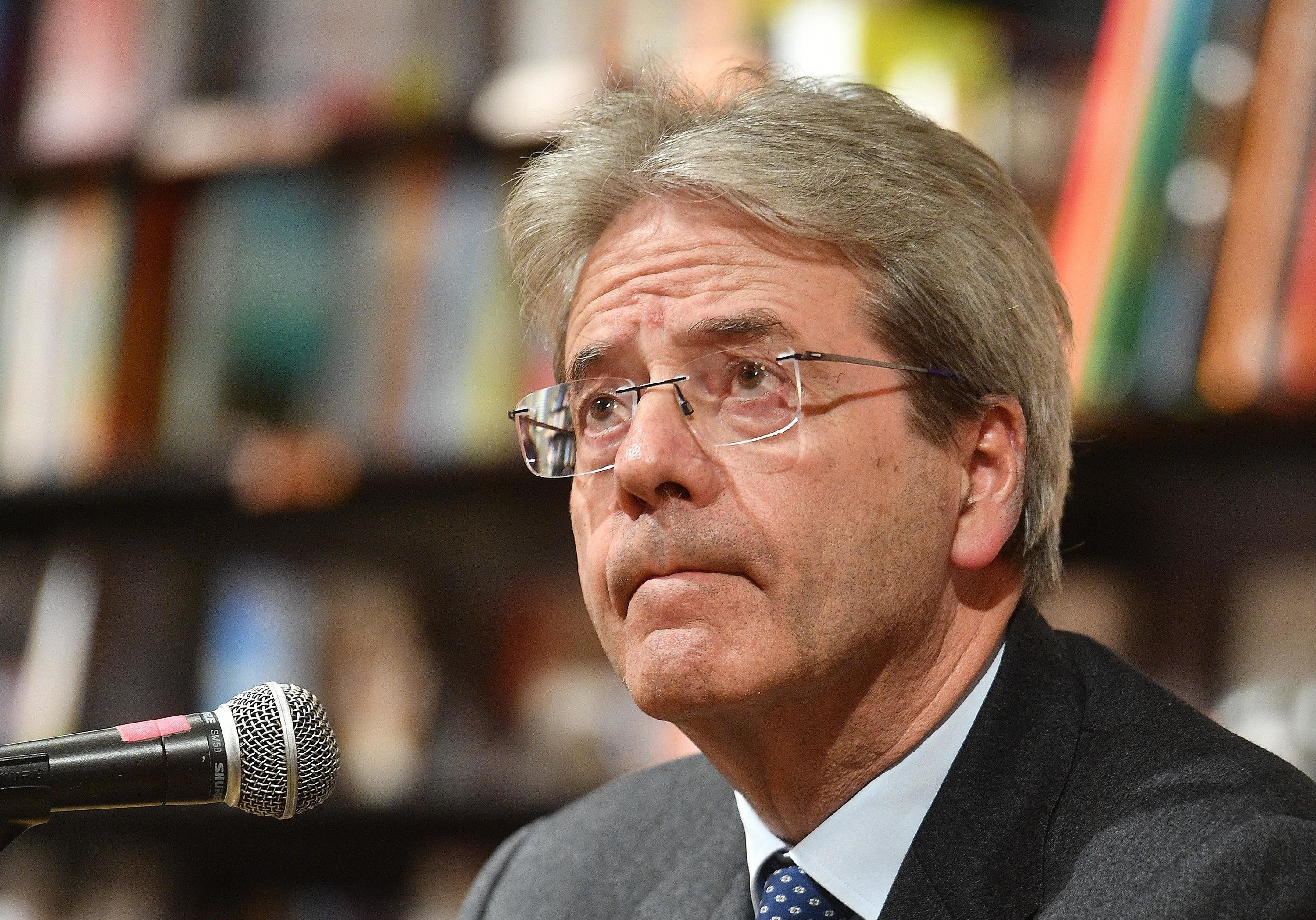 L’Ue offre brioche: «Aiuti per il morbo? Vedremo, a Roma squilibri eccessivi»