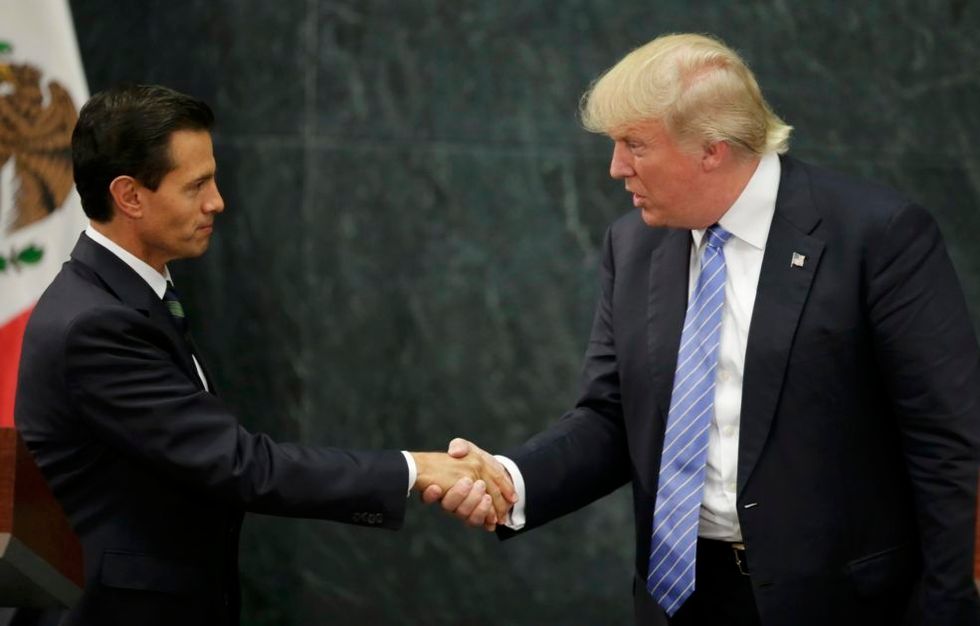 Mexico Contradicts Trump On Paying For Border Wall, Clouding Visit