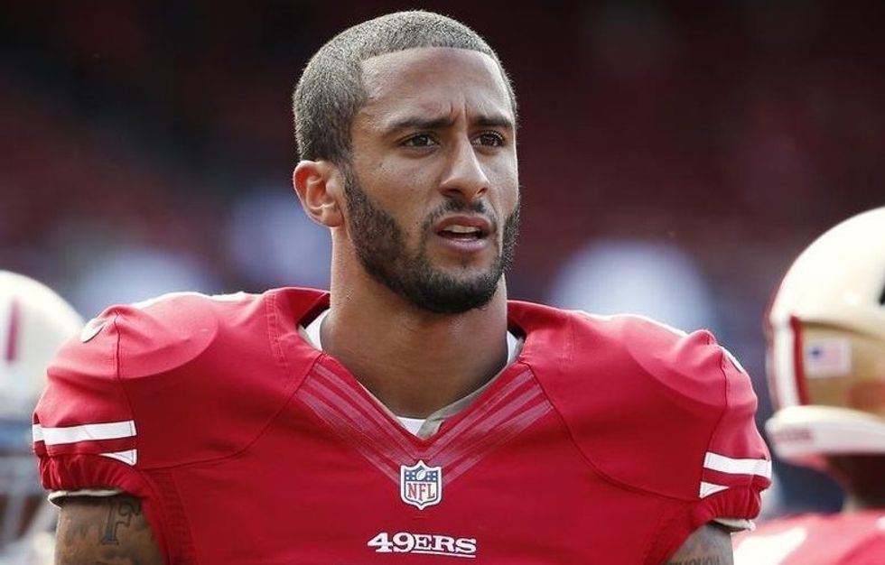 NFL’s 49ers Support Quarterback After He Refused To Stand For Anthem