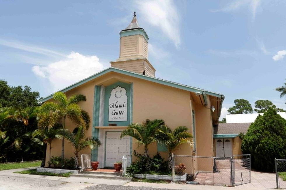Mosque of Orlando Gunman Set On Fire In Arson Attack