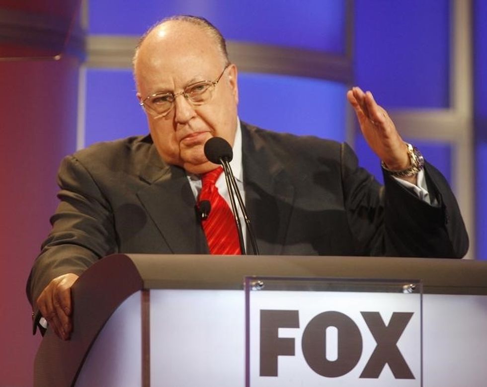 Fox Settles With Gretchen Carlson For $20 Million On Ailes’ Behalf