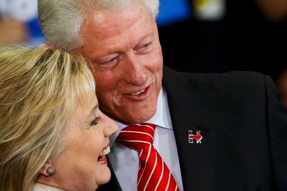 Today’s Big Lie: The Clintons ‘Avoided Taxes Just Like Trump’ (No, They Didn’t)