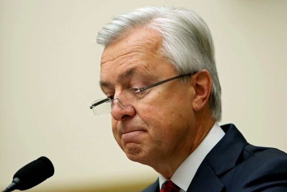 Wells Fargo CEO John Stumpf Resigns Amid Scandal