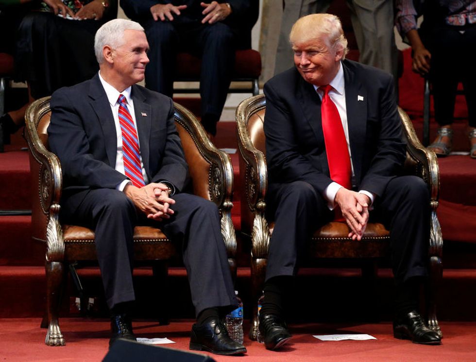 Now Pence Claims Trump Has Abandoned Ban On Muslims Entering U.S.