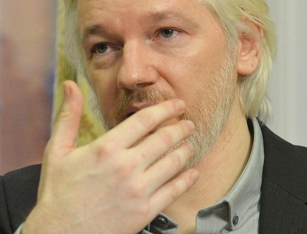 WikiLeaks Founder Julian Assange Loses Internet Access, Blames Ecuador