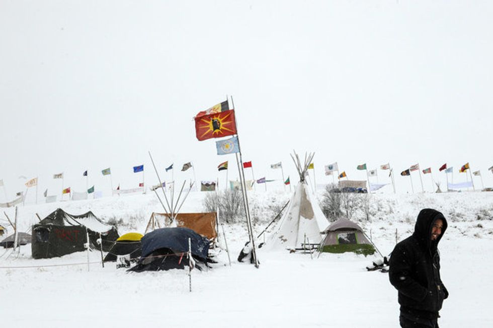 North Dakota Governor Orders Pipeline Site Protesters To Evacuate