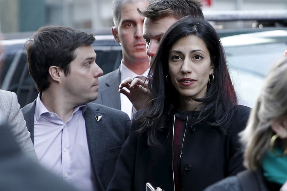 Clinton Emails: Huma Abedin Seeks To Review FBI Search Warrant