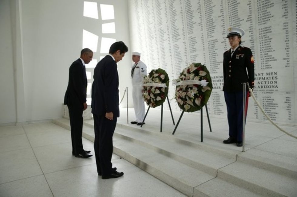 Japanese Prime Minister Offers ‘Everlasting Condolences’ At Pearl Harbor