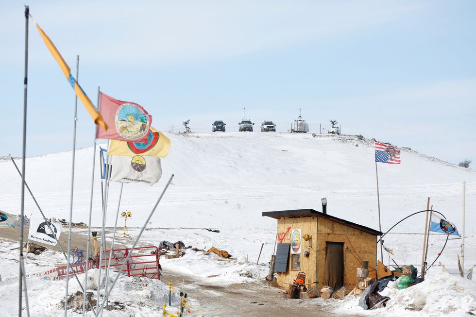 Construction Resumes On Dakota Pipeline Despite Tribe’s Challenge