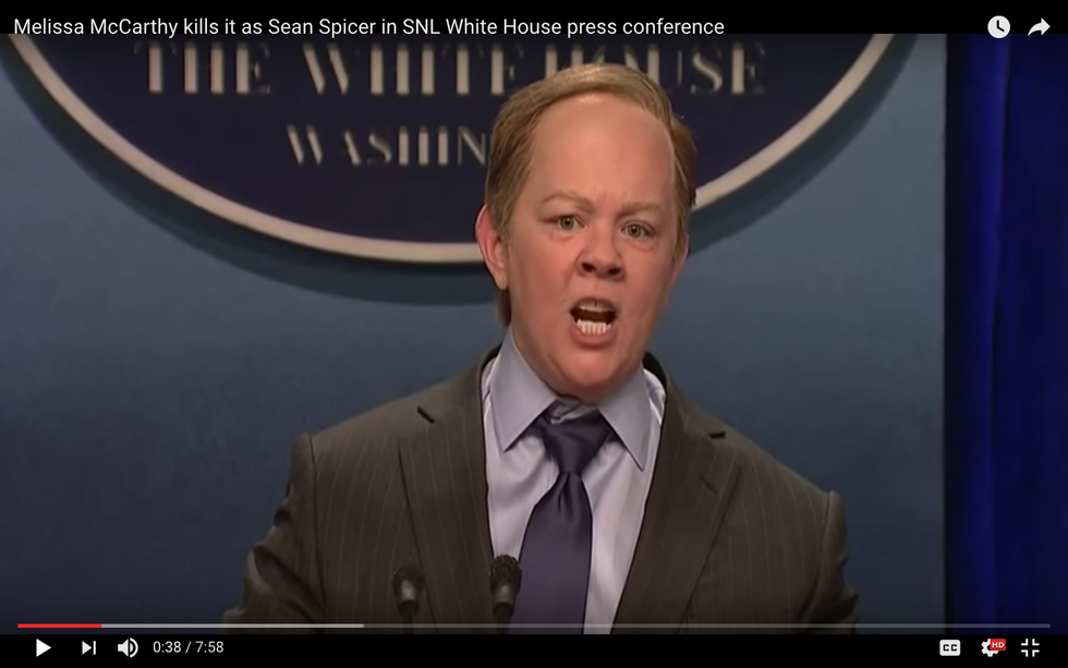 SNL: Melissa McCarthy Lampoon Of Sean Spicer Absolutely Kills