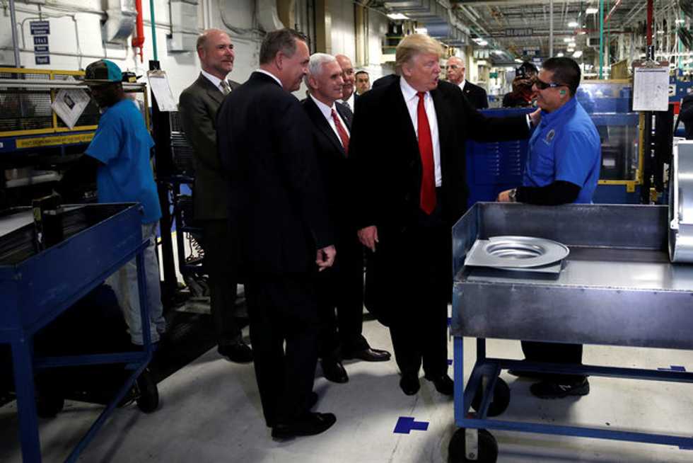 6 Reasons Why Trump Is Too Weak To Save American Jobs