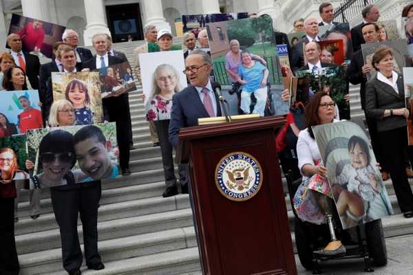 Confronting Revolt On Healthcare Bill, Senate Republicans Postpone Vote