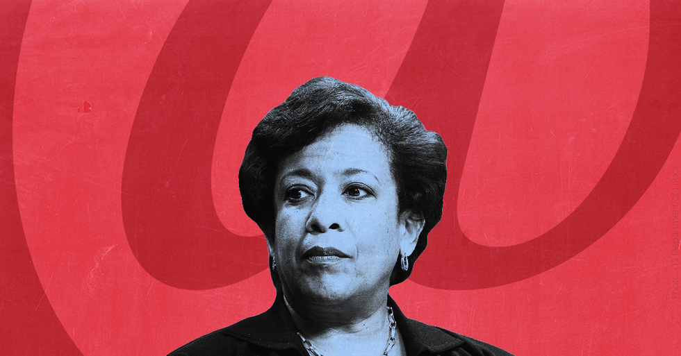Pro-Trump Media, Russian Bots Attack Loretta Lynch For Using Email Alias