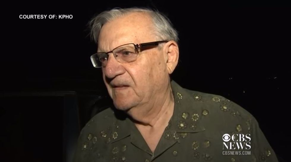 After Trump Pardon, Joe Arpaio Gives Interview To Publication That Denies The Holocaust