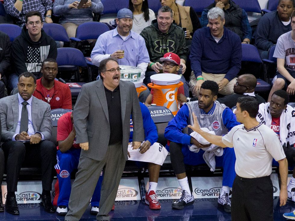 In Powerful Essay, Pistons Coach Van Gundy Backs Kneeling Athletes