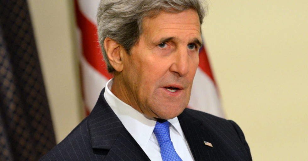 Expert Debunks Right-Wing Attacks On John Kerry Over Logan Act
