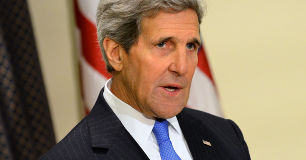 Expert Debunks Right-Wing Attacks On John Kerry Over Logan Act