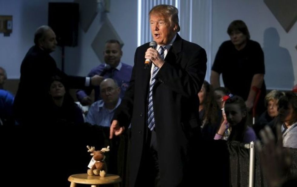 Trump Heading To Nashville For Sinking Senate Nominee