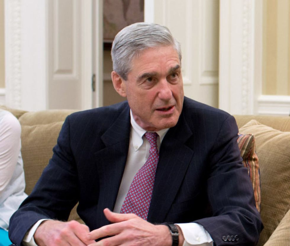 Senators Propose Bipartisan Plan To Ensure Release Of Mueller Report