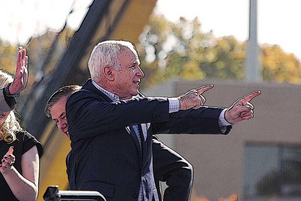 Emails Confirm Pentagon Effort To Keep USS John McCain ‘Out Of Sight’