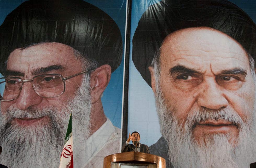 Trump Announces Sanctions On Deceased ‘Ayatollah Khomeini’