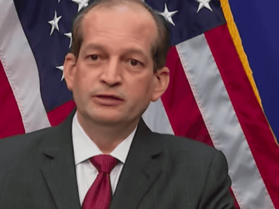 At Press Conference, Acosta Refuses To Apologize For Epstein Leniency