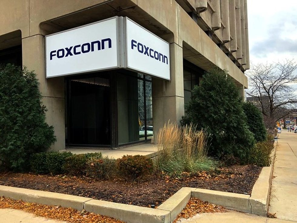 How Trump’s FoxConn Deal Conned Wisconsin Out Of Billions