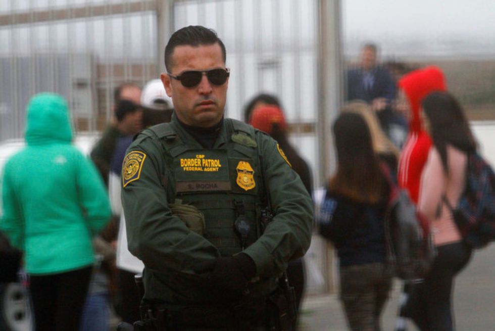Longtime Leaders Of Border Patrol Are Leaving Troubled Agency In Crisis